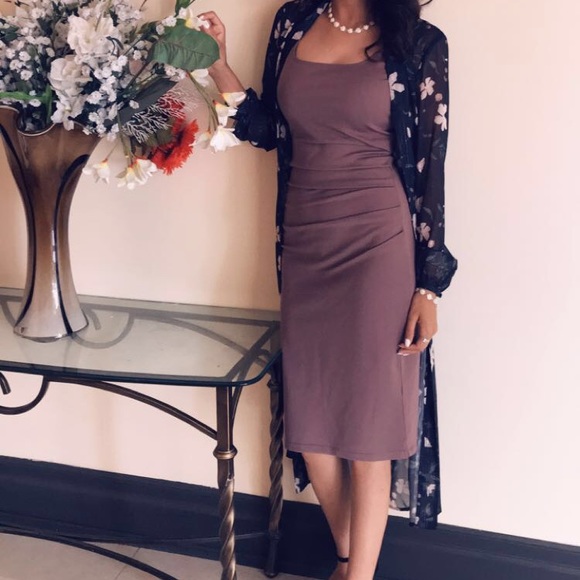 Dress - Picture 1 of 3